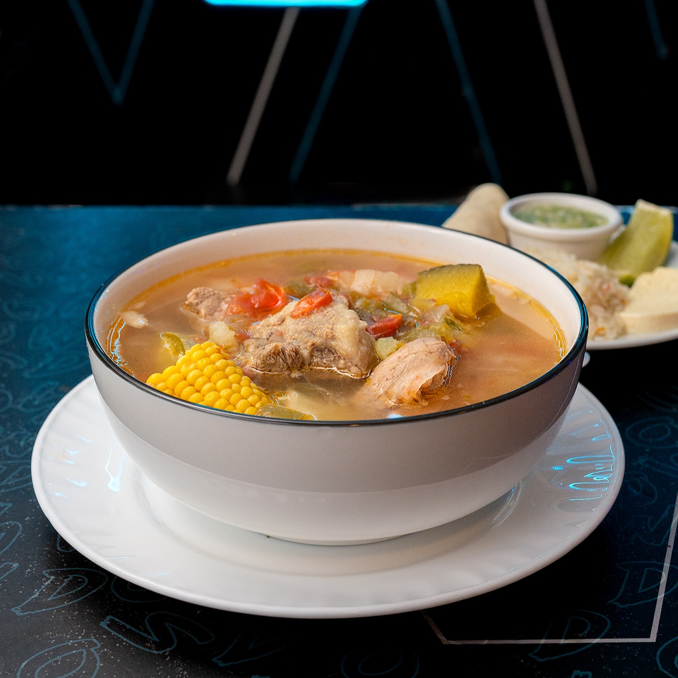 Sopa Dominguera - producto de Woods Lounge Bar