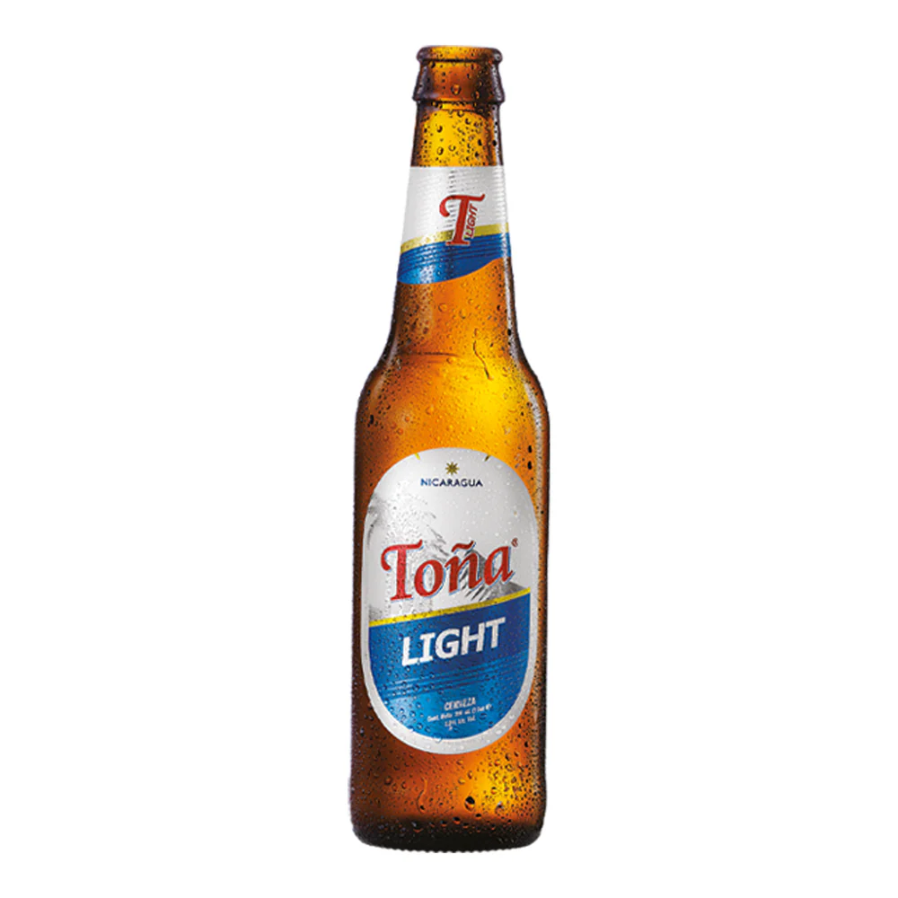 Toña Light - bebida de Woods Lounge Bar
